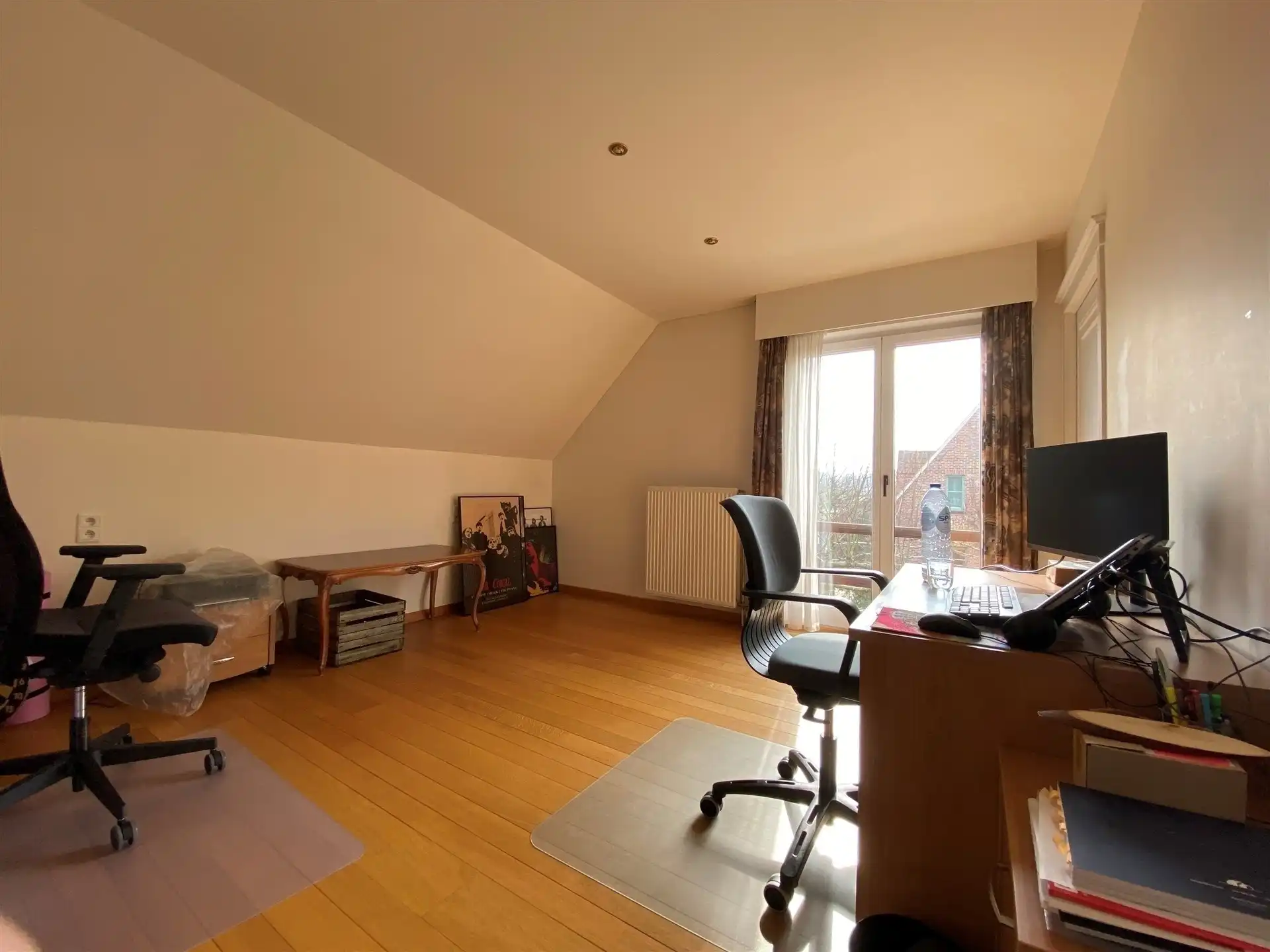 Zonnig en gunstig gelegen ruim appartement op eerste verdieping. foto 19