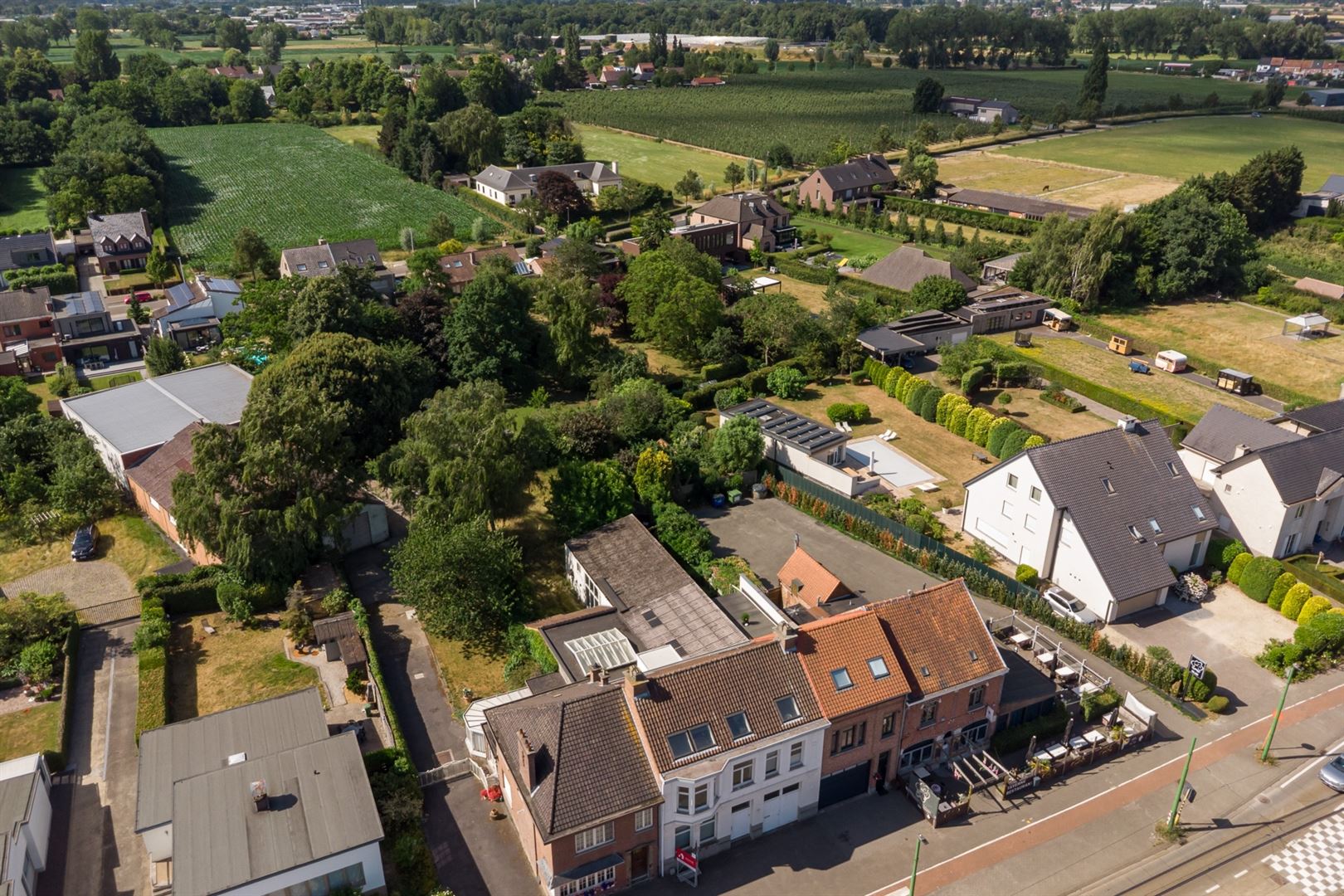Huis met atelier(s) en tuin  foto 23