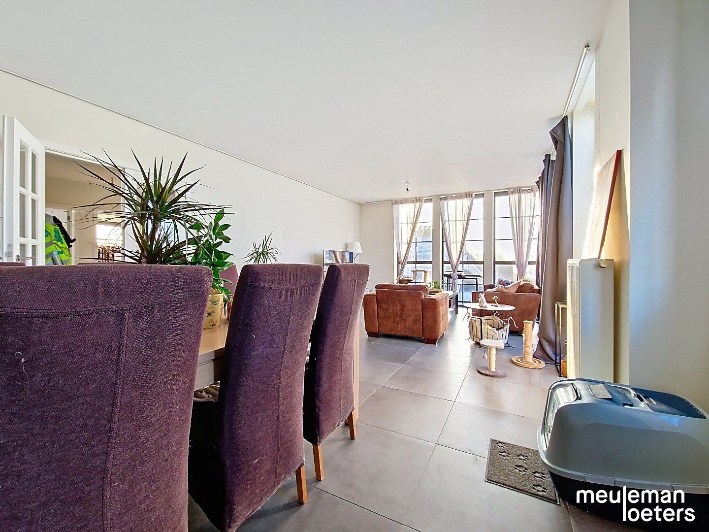 Lichtrijk appartement met ruime woonvolumes foto 6