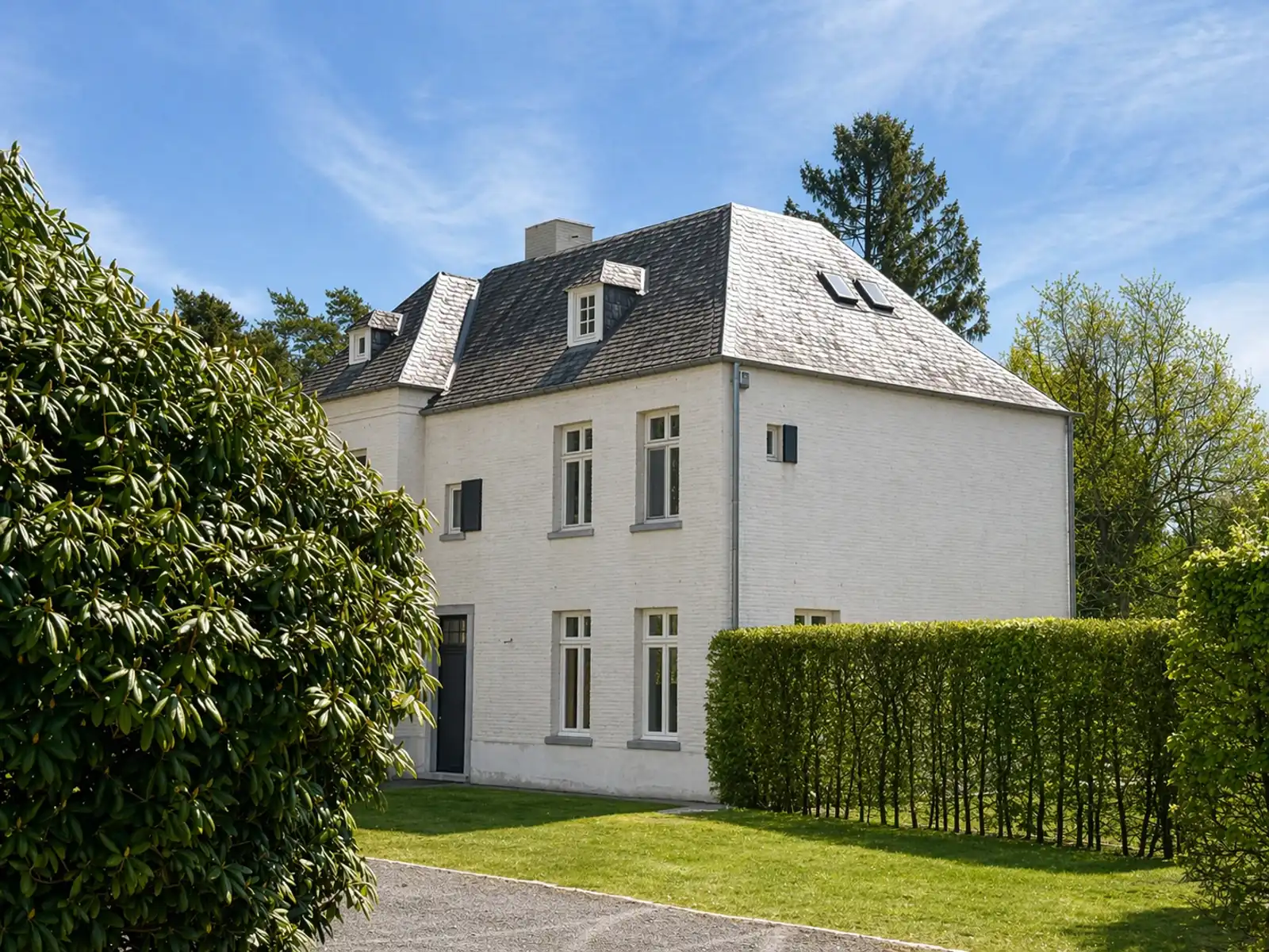 Magnifieke villa op 2.415 m² in residentiële wijk foto 42