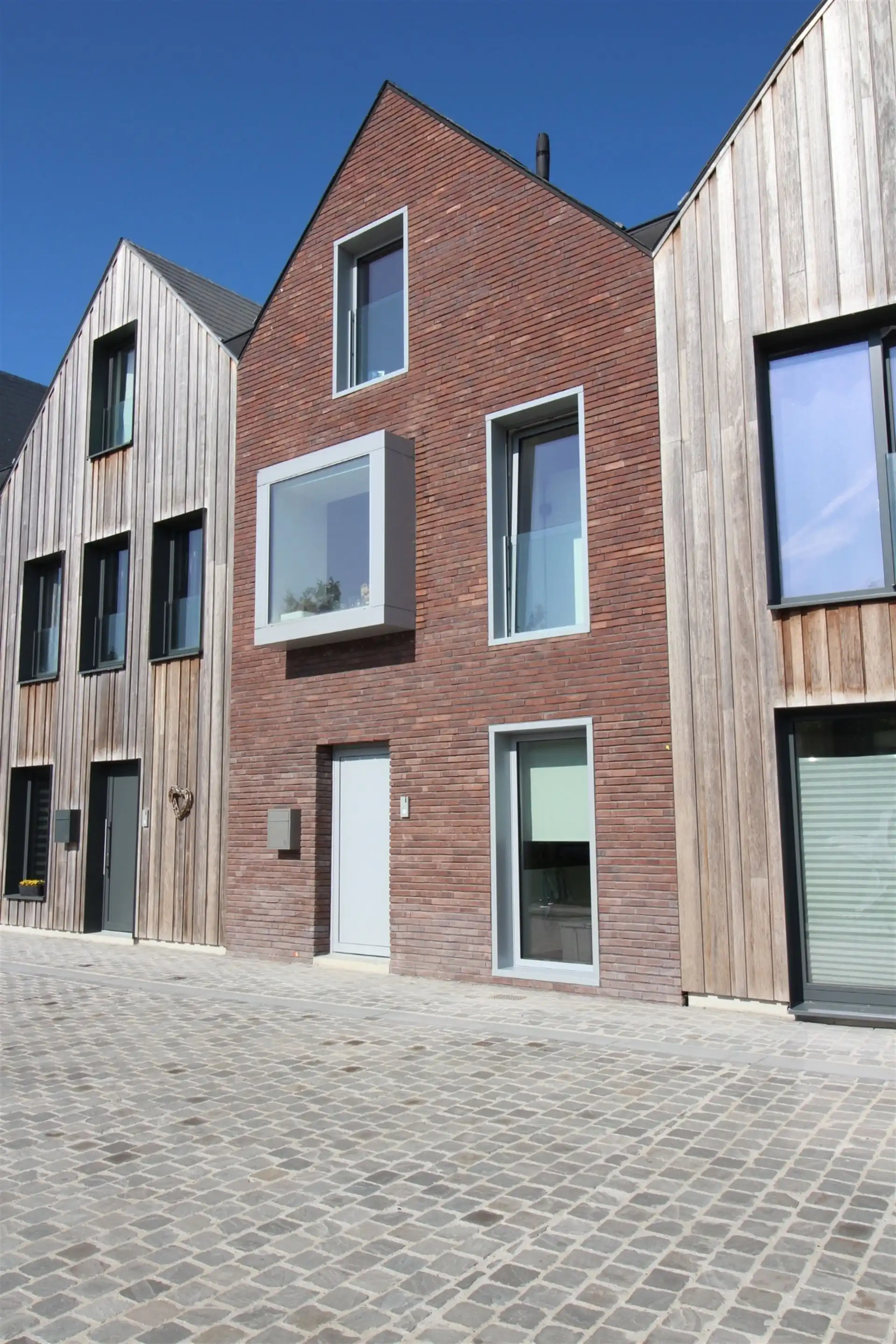 Mooi en centraal gelegen woning (bijna energieneutraal). foto 2