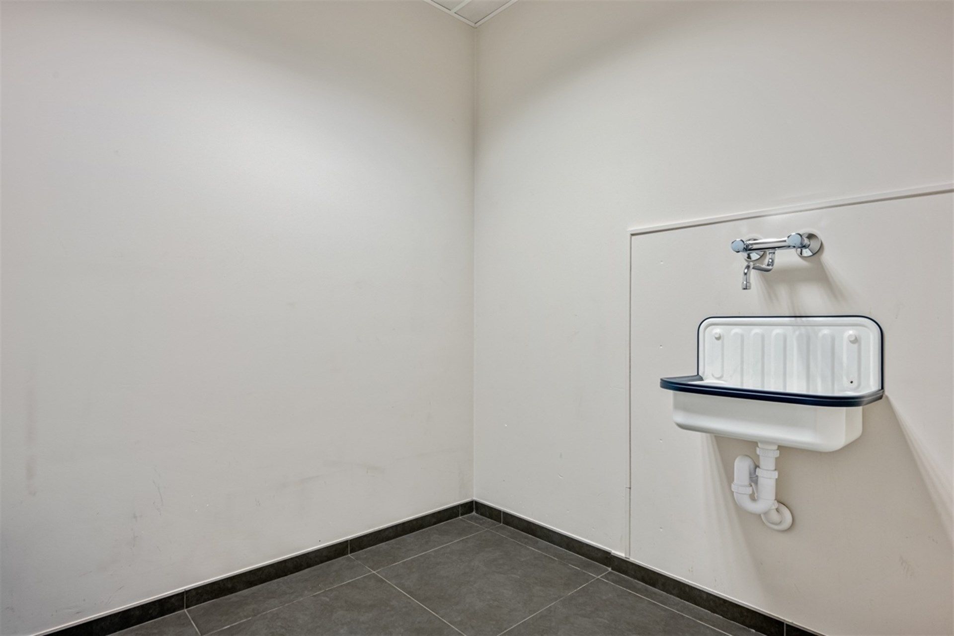  Handelsruimte / kantoor - 111 m² - nabij de Varkensmarkt Aalst foto 9