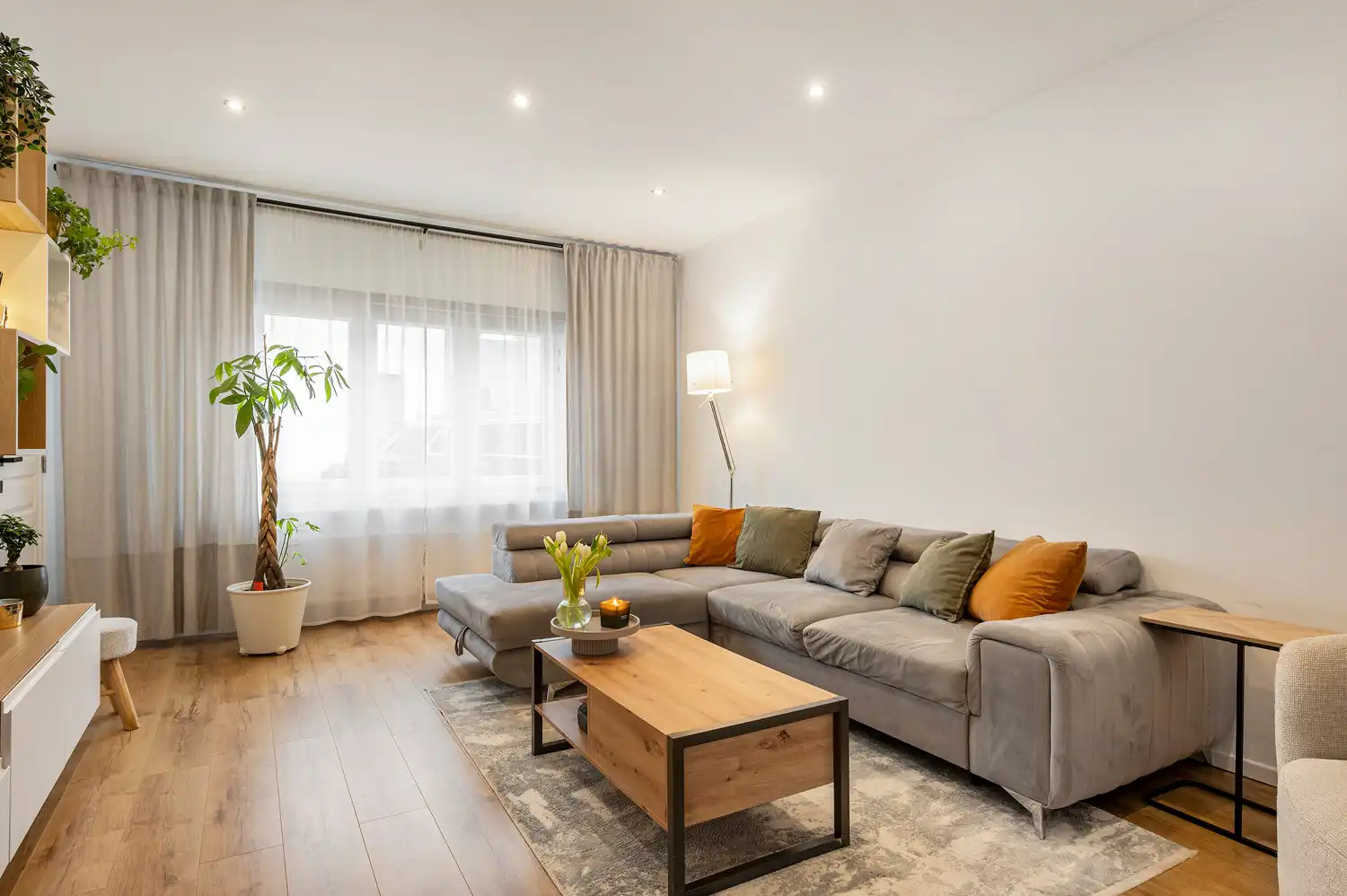 Instapklaar design met een hart voor kwaliteit: uw nieuwe thuis in Berlaar foto {{pictureIndex}}