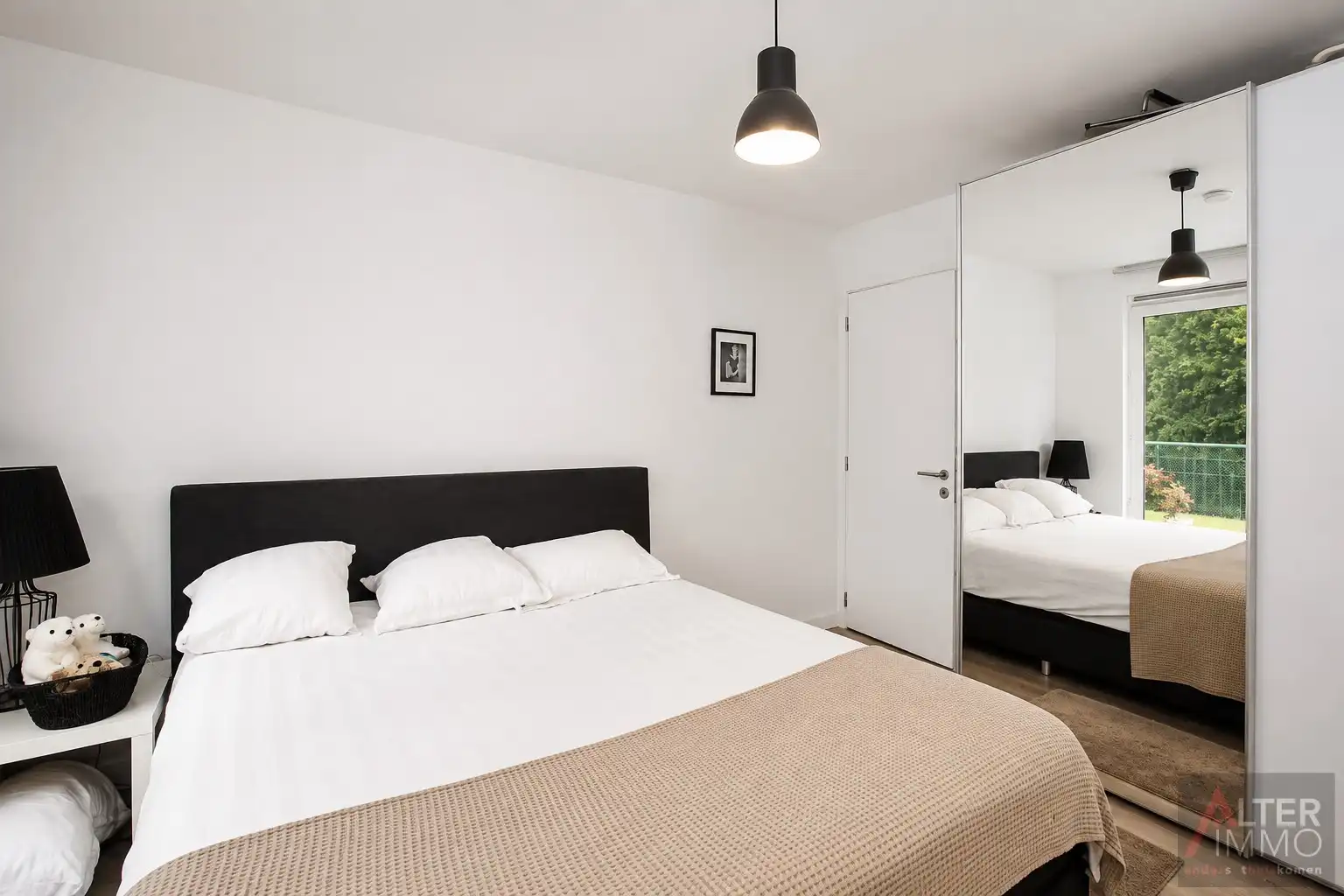 Gelijkvloers appartement, uitzonderlijk gunstige ligging! foto 8