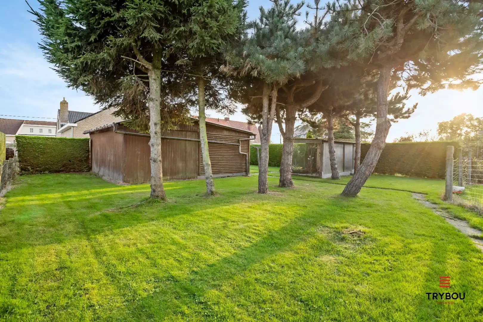 Uiterst ruime benedenwoning op groot perceel van 1666m² foto 18