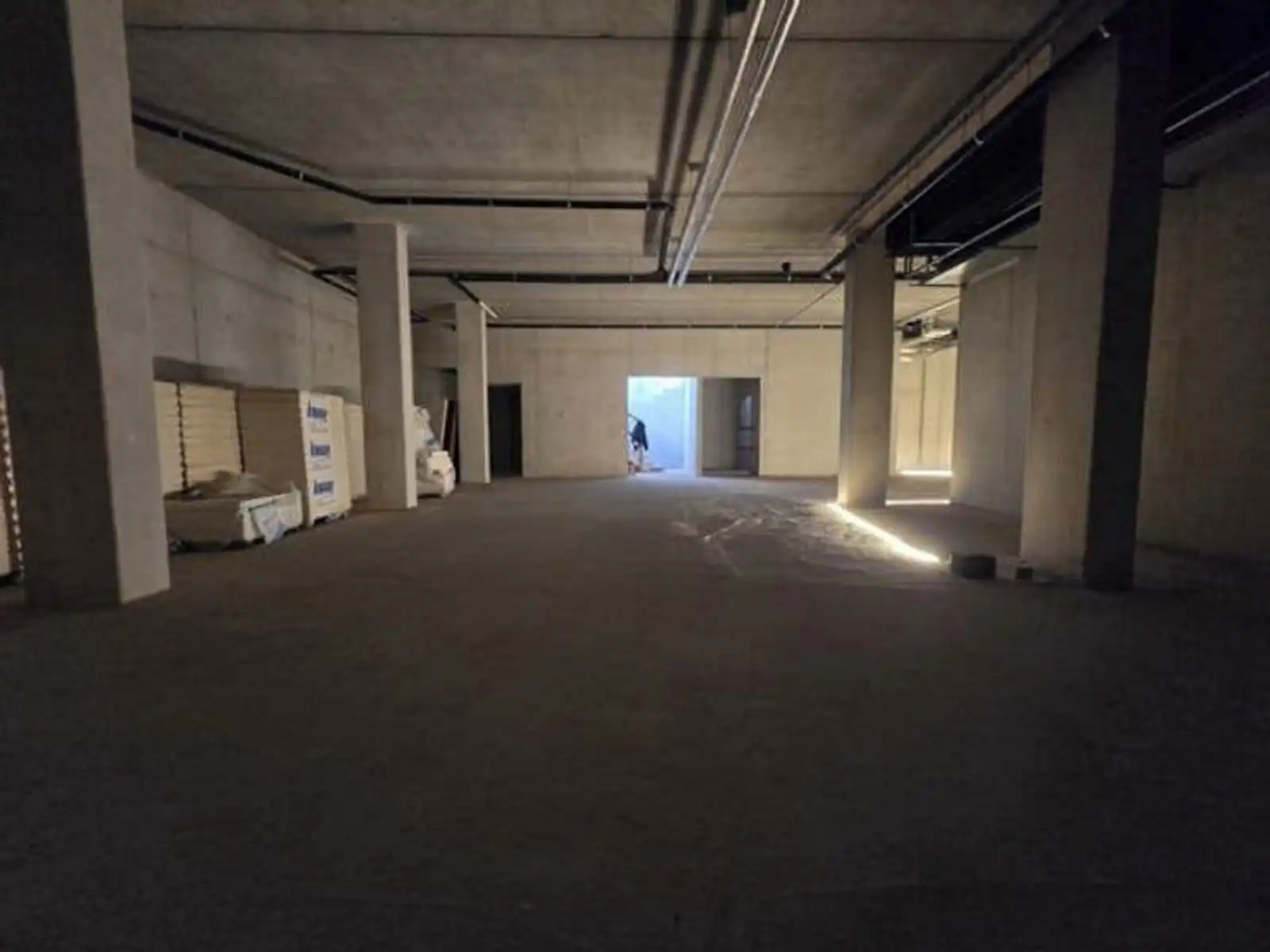 Nieuwbouw polyvalente ruimte 666 m² in Antwerpen foto 12