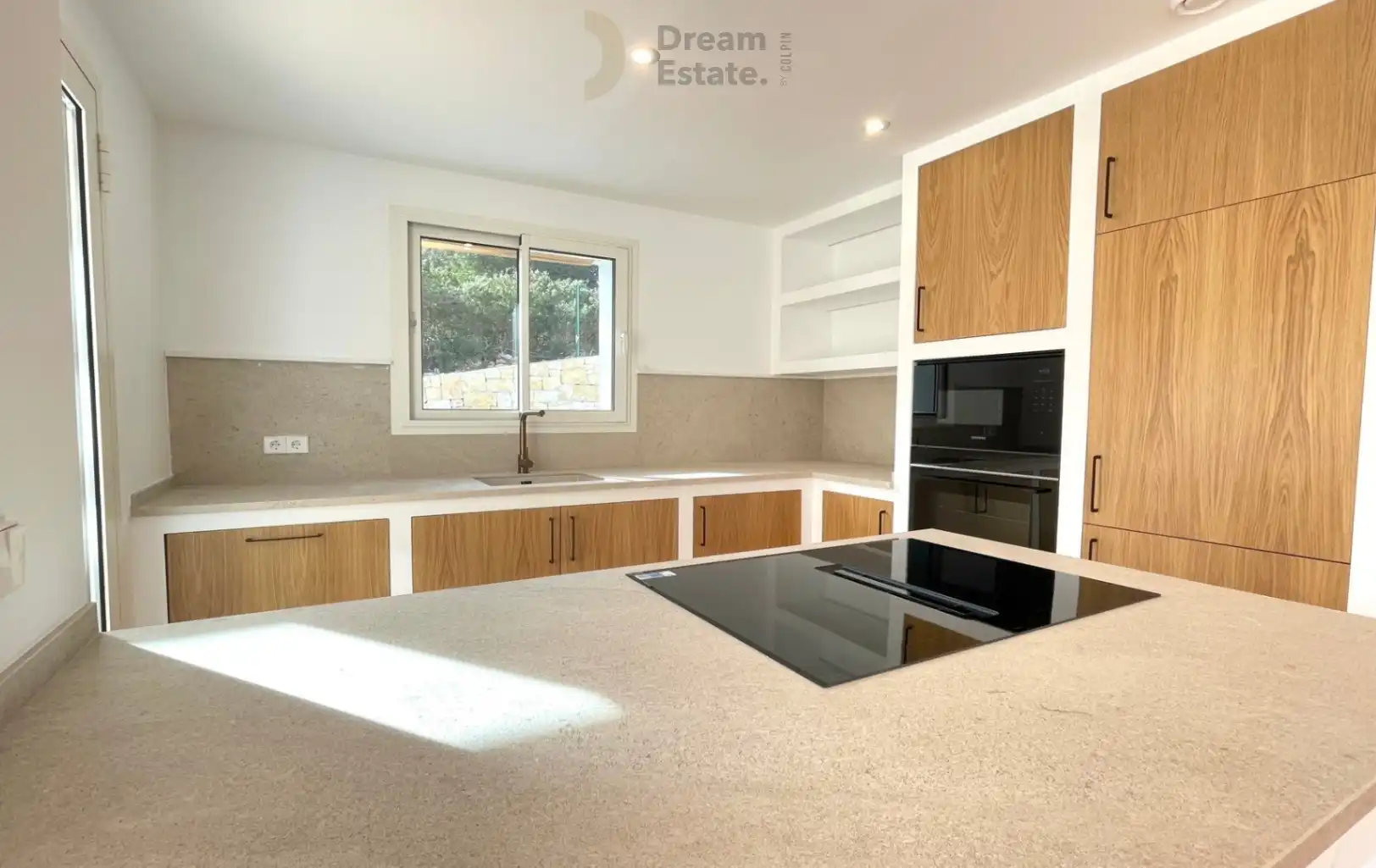 Luxe Ibiza-Style Villa met Panoramisch Bergzicht foto 11