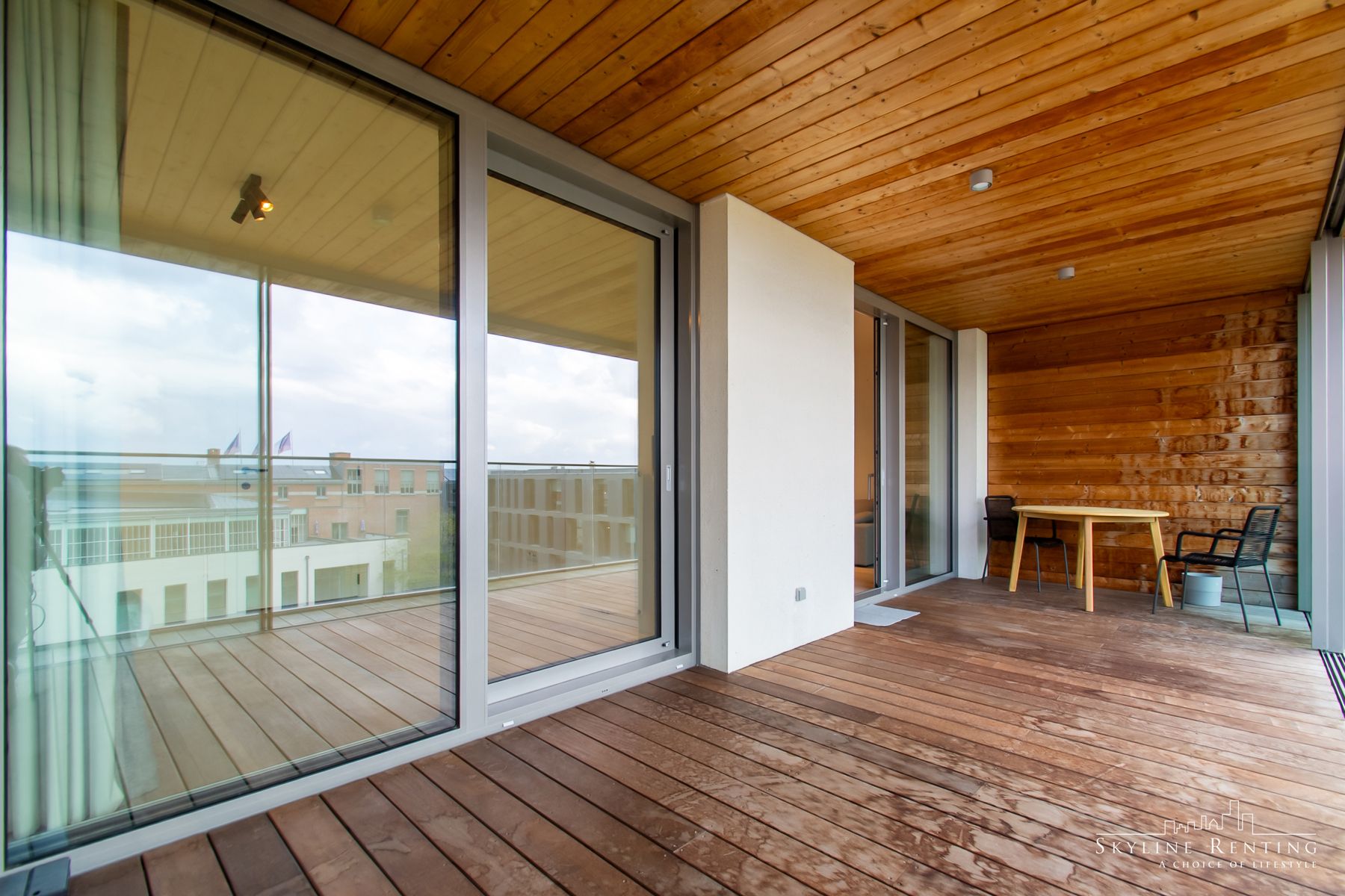 Gezelig lichtrijk gemeubeld 2 kamer app. met 2 TERRASSEN foto 9