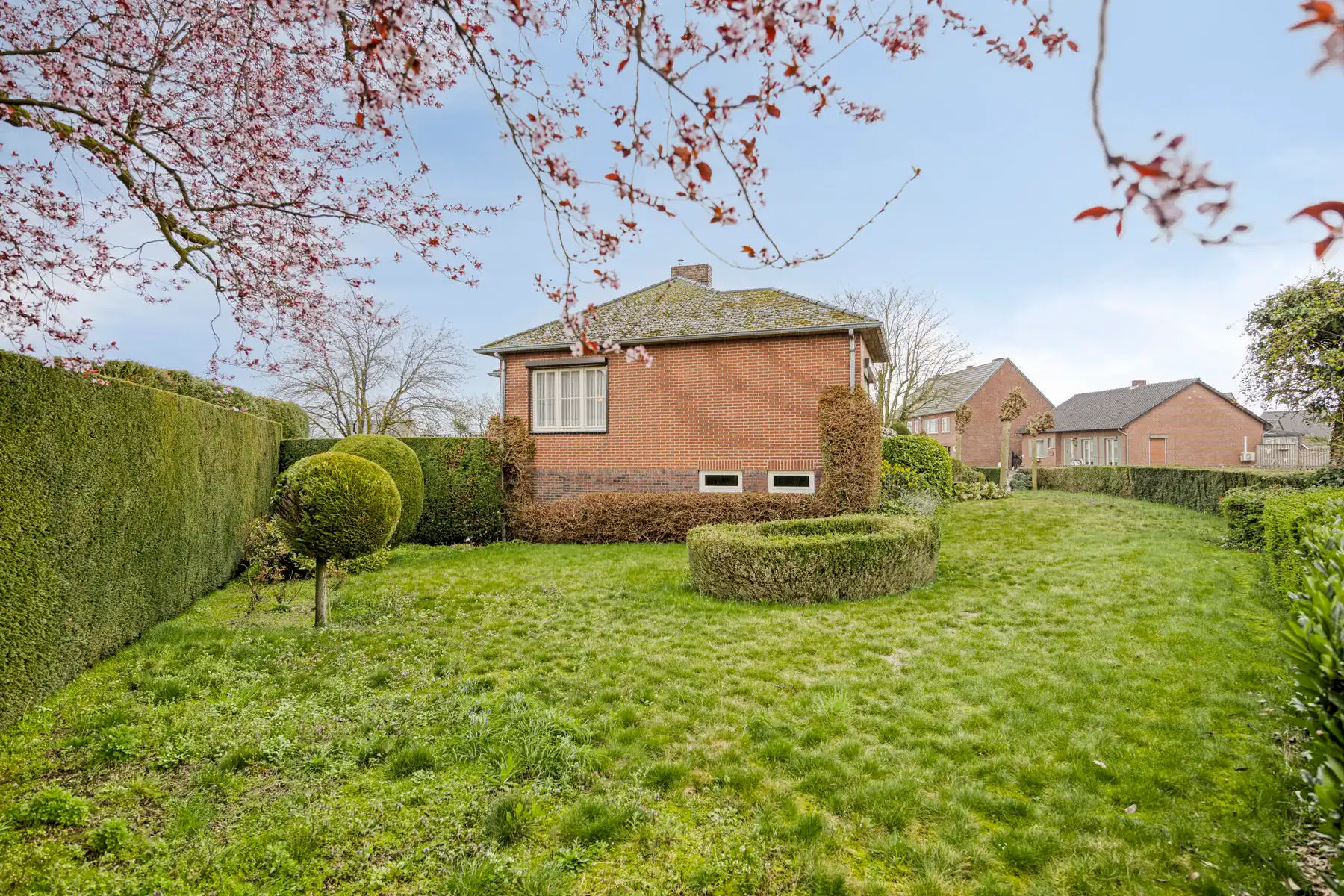 Rustig gelegen vrijstaande woning met 2 slaapkamers.  foto 24