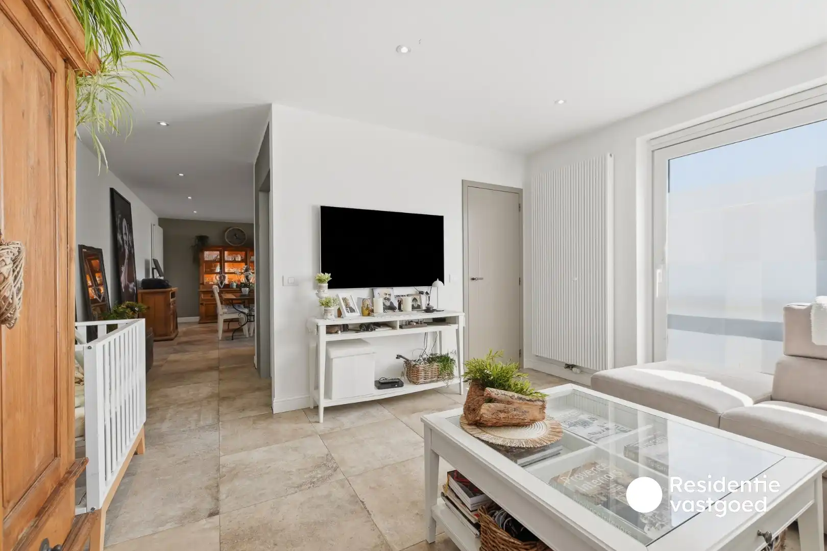 Ruime instapklare woning op topligging foto 6