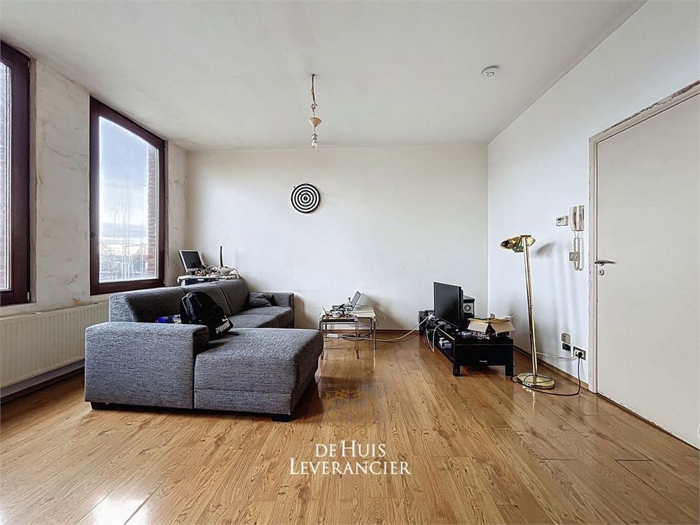 Jouw startersstek of slimme investering in hartje Mortsel? foto 6