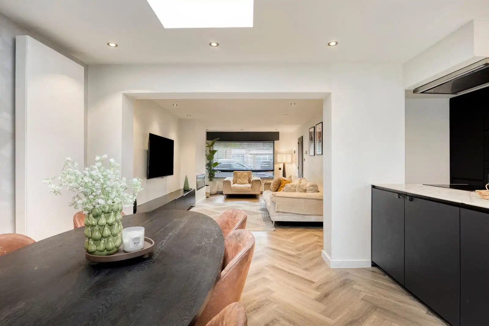 HOB met 3 slpk, garage en tuin foto 10