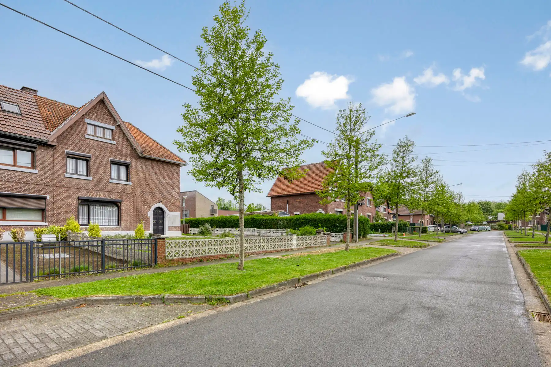 Te renoveren mijnwerkerswoning met 4 slaapkamers, en 2 badkamers. foto 13