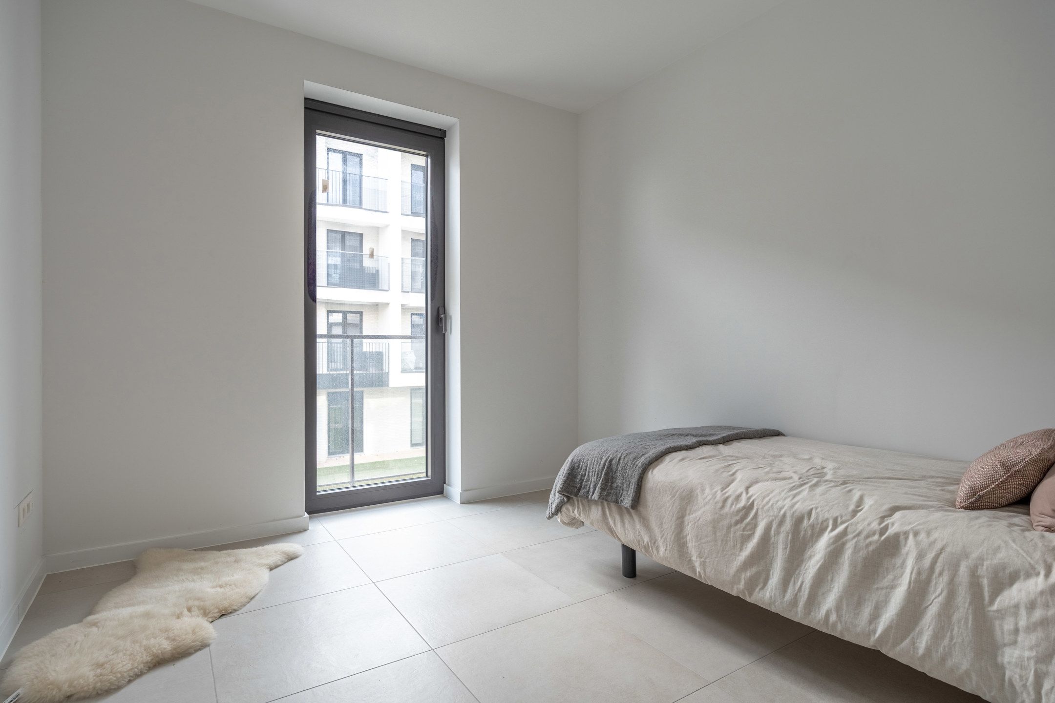 Knap energiezuinig appartement met tof terras foto 12