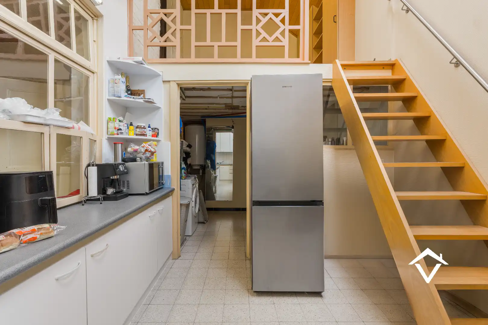 Karaktervolle stadswoning met tal van mogelijkheden op toplocatie in Torhout foto 8