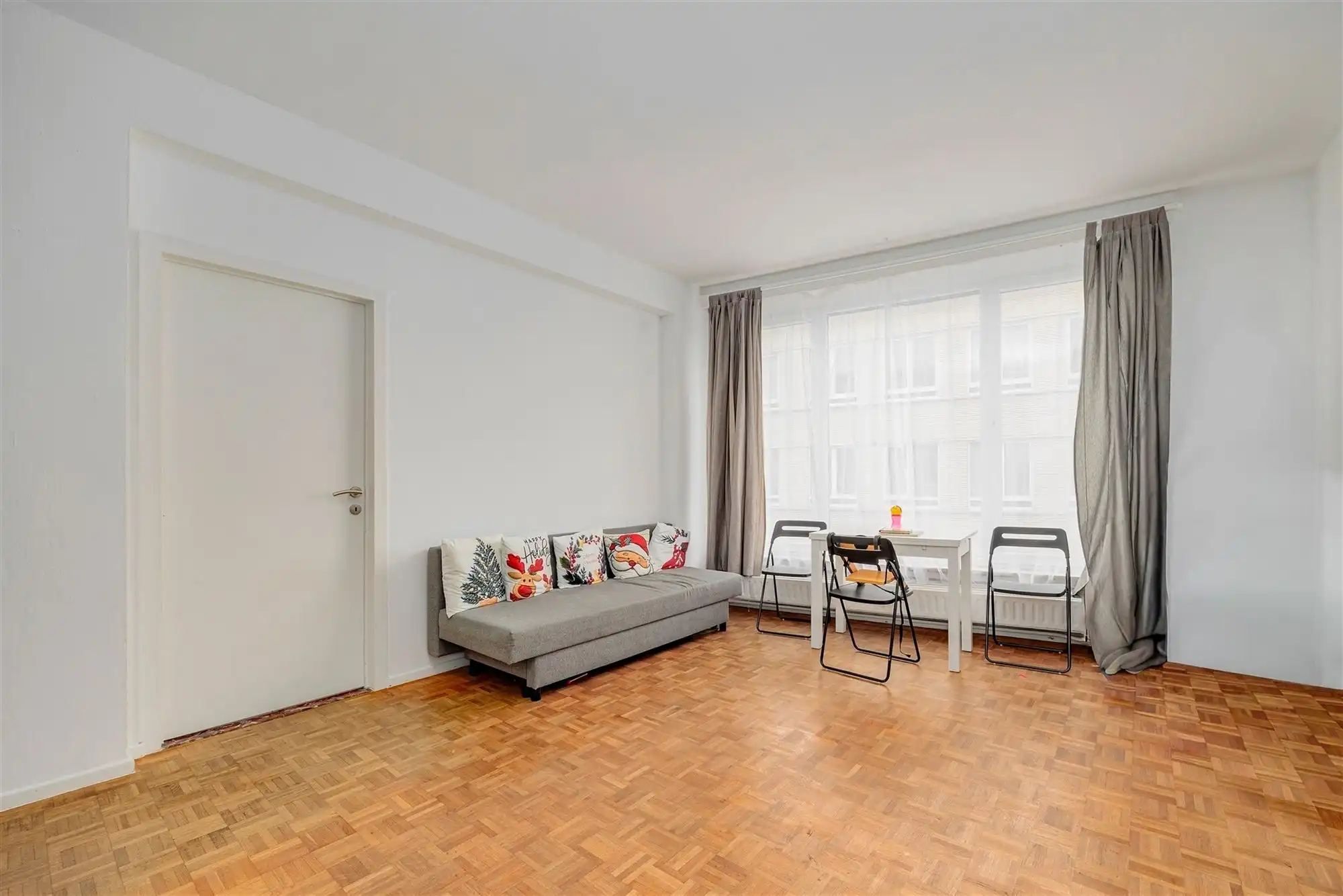 Licht hoekappartement met 1 slk aan het oude Gerechtsgebouw foto 5