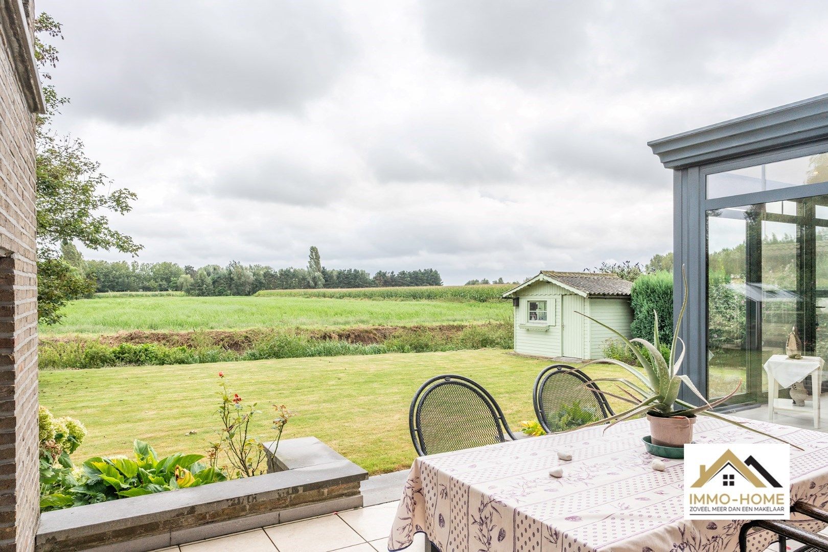 Vrijstaande woning met open uitzicht op topligging in Lochristi  foto 5