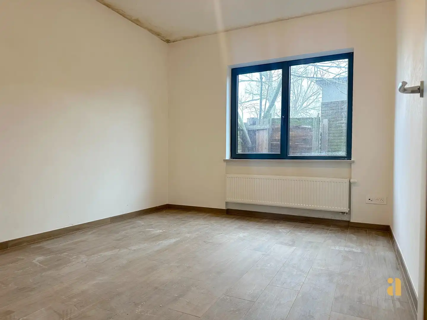 Energiezuinig net gerenoveerd appartement met tuin foto 4