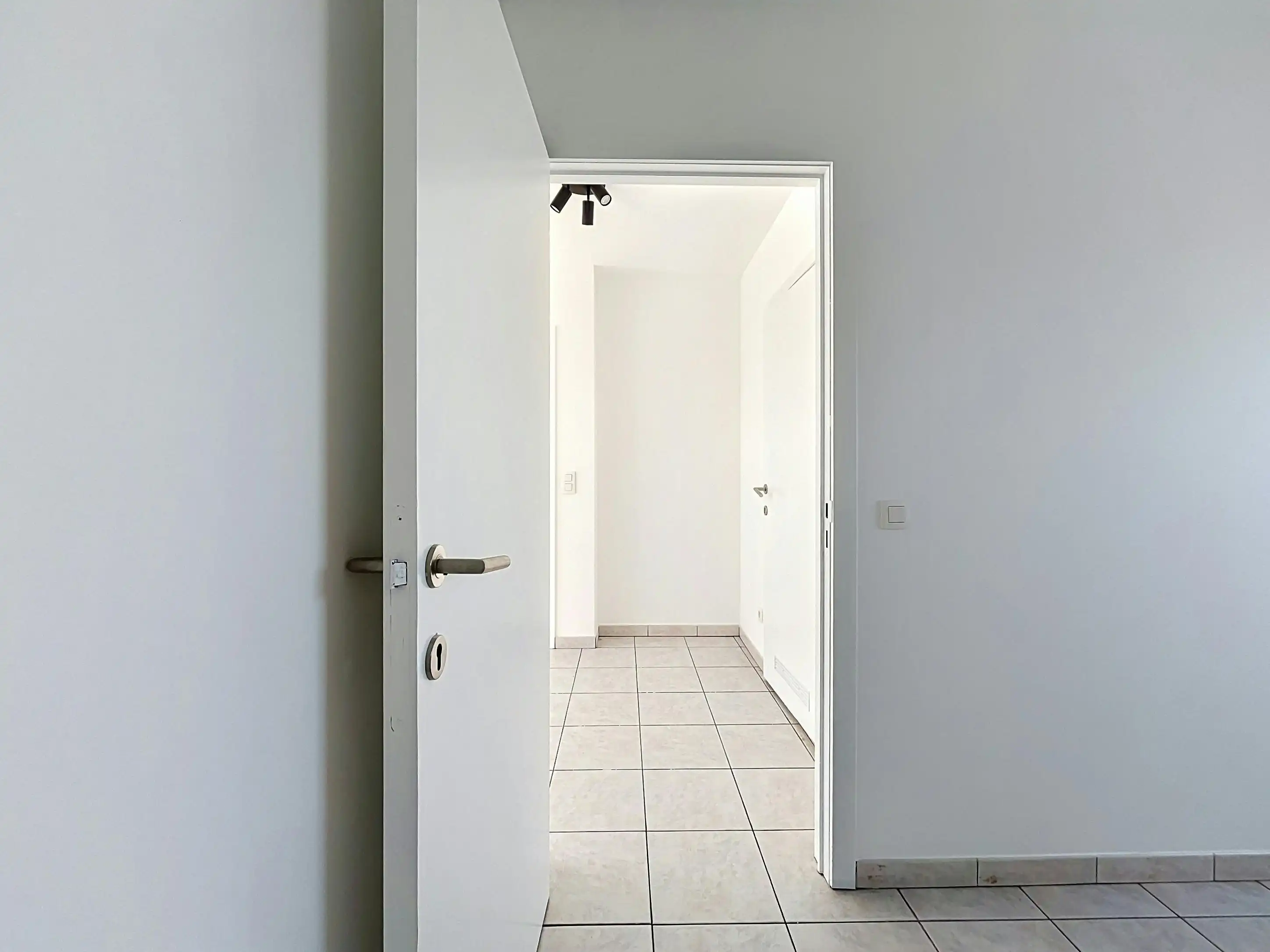 Dakappertement met 1 slaapkamer te koop aan station Eeklo foto 8