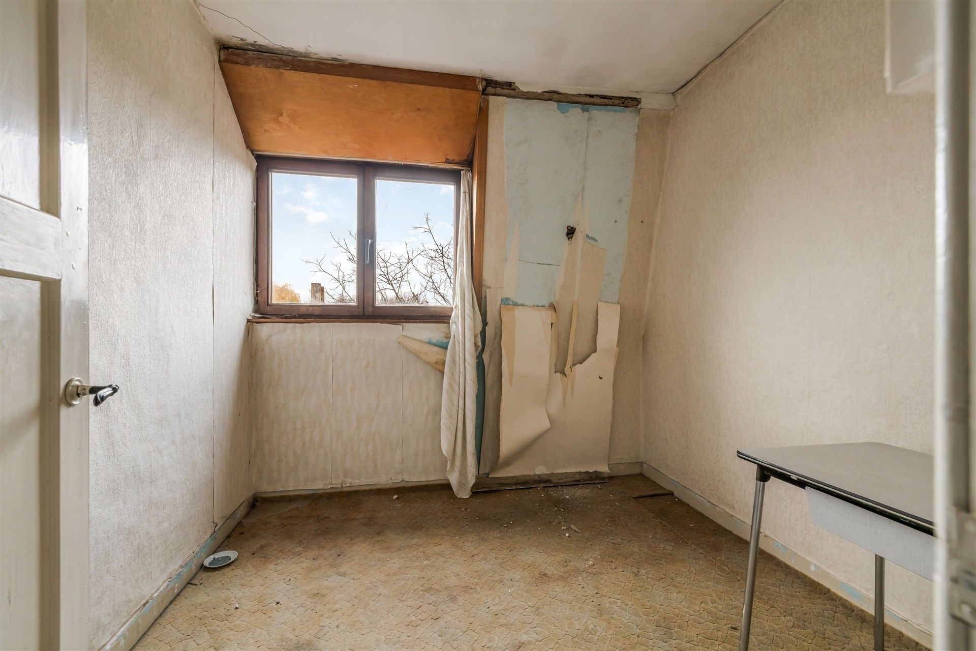 Te renoveren halfopen bebouwing in het centrum van Sint-Gillis-Waas foto 12