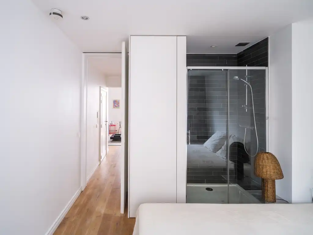 Oostende – ‘Les Hirondelles’: statige eclectische burgerwoning met handelsruimte en drie appartementen. foto 7
