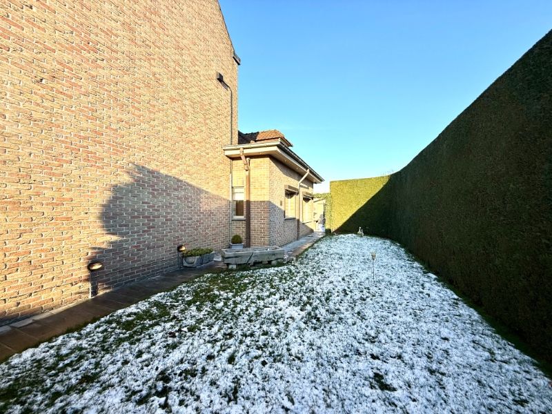 Ruime woning met 3 slaapkamers en dubbele garage foto 26