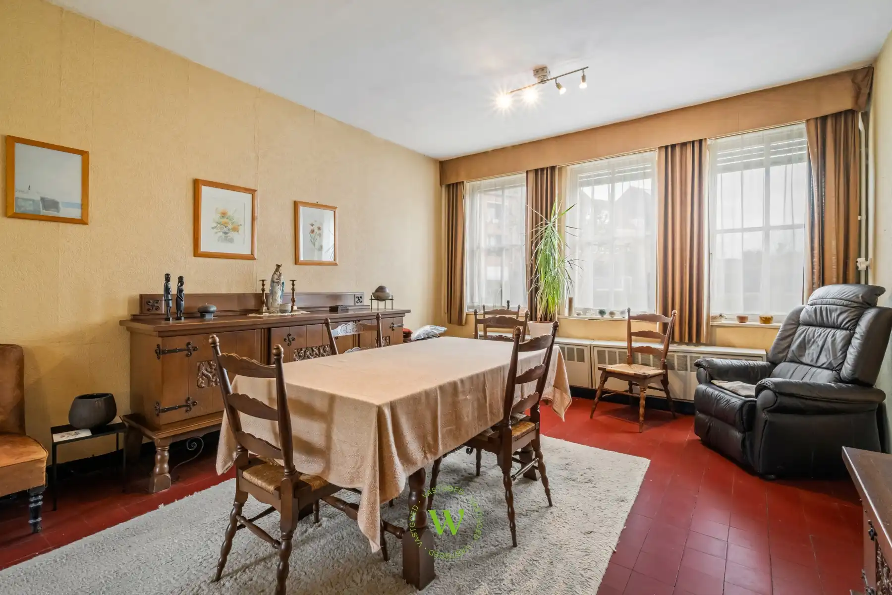 Woning met veel potentieel in fietsstraat in Sint-Michiels foto 8