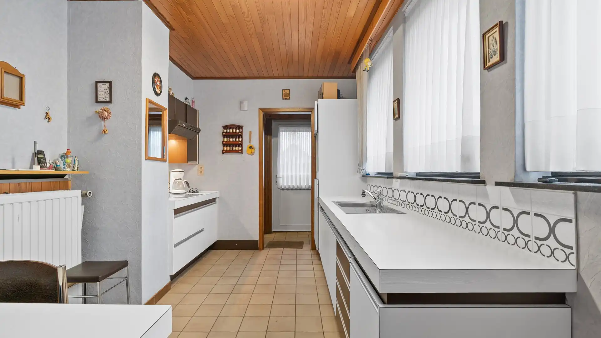 Open bebouwing met 4 slaapkamers op 6are 89 ca foto 14