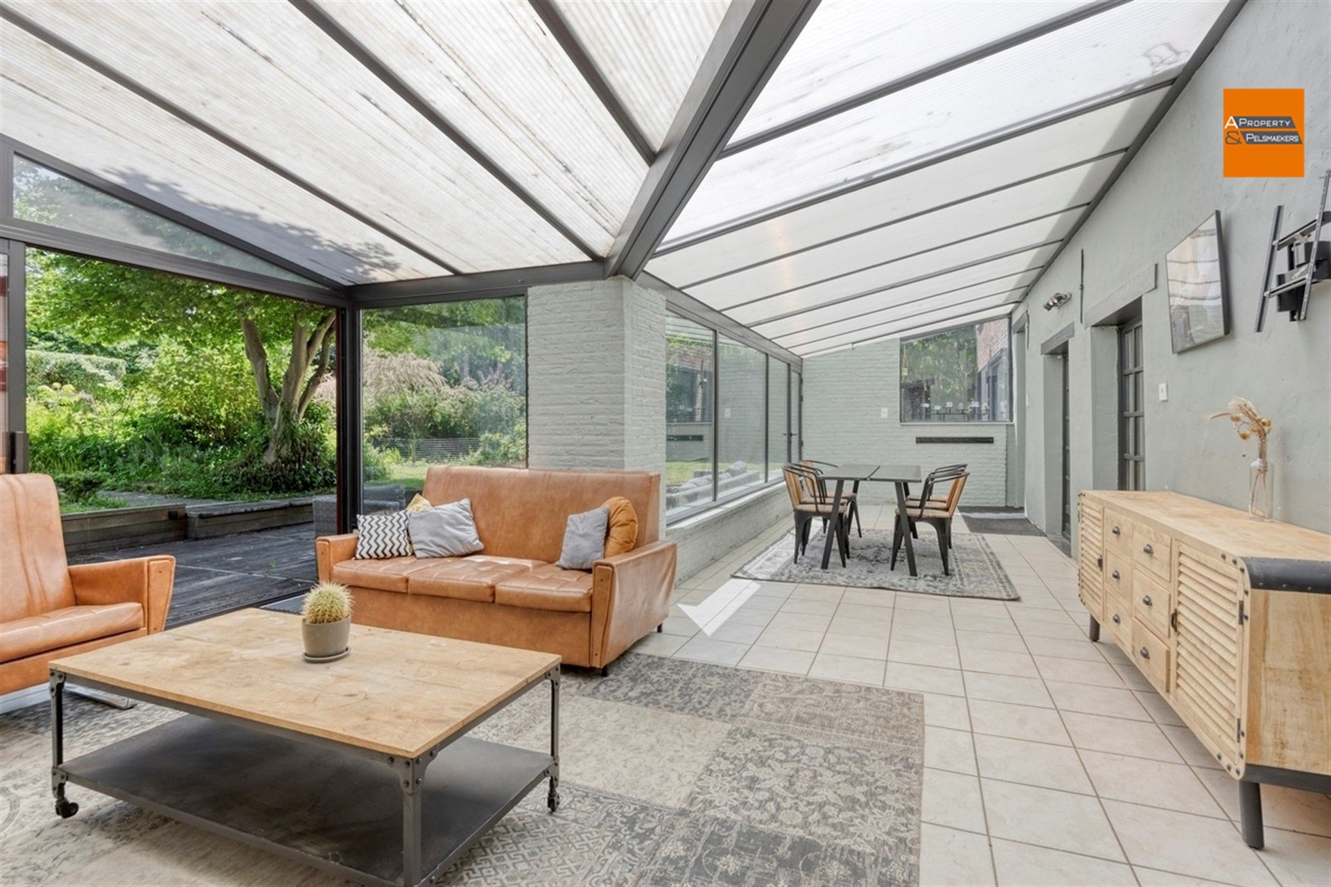 BOD AANVAARD Eigendom met karakter, 4 slpks en prachtige tuin foto 18