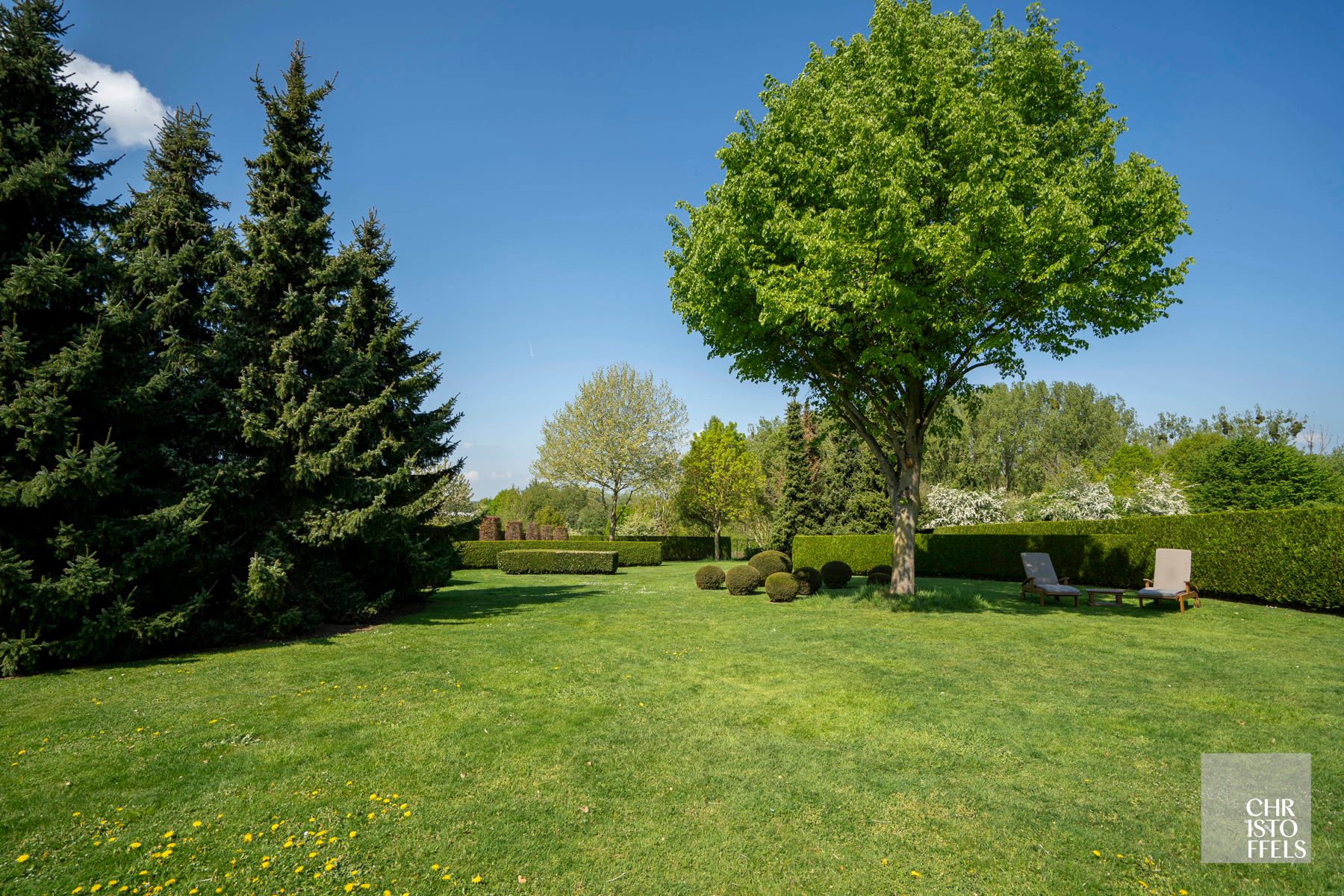 Riante villa (481 m²) met vrij zicht op een perceel van 25a67ca foto 15