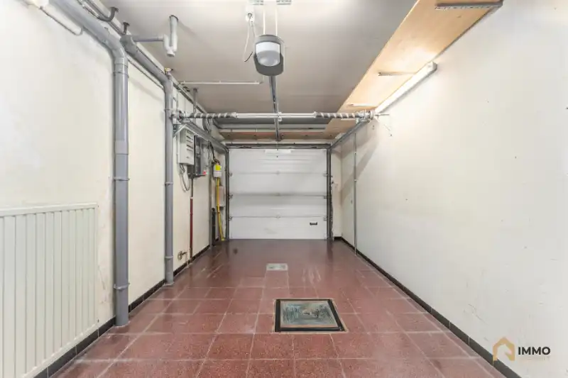 Te huur instapklare gezinswoning met 3 slpks, 2 badk, bureel, garage en tuin foto 11
