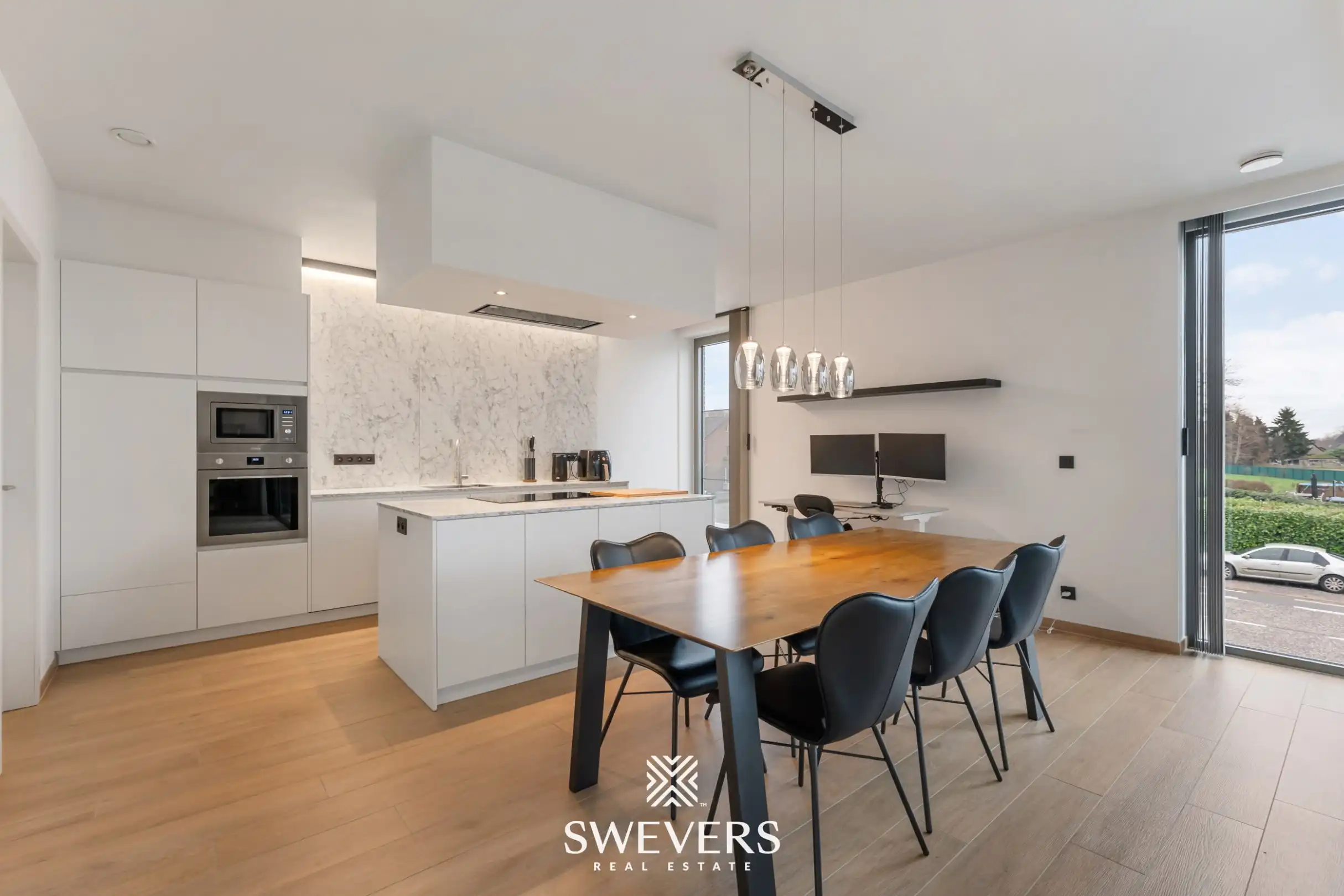 Trendy woning met 2 slpk, 2 bergingen en leuk terras (O) vlakbij centrum Zonhoven foto 9