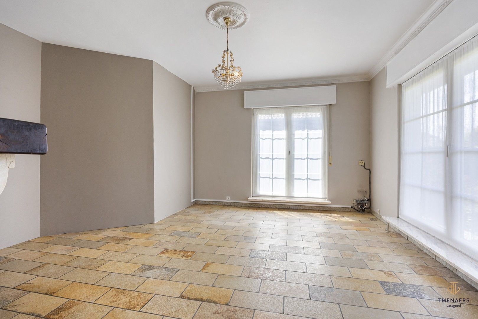 LANDELIJKE WONING MET DRIE SLAAPKAMERS EN WEIDE. foto 12