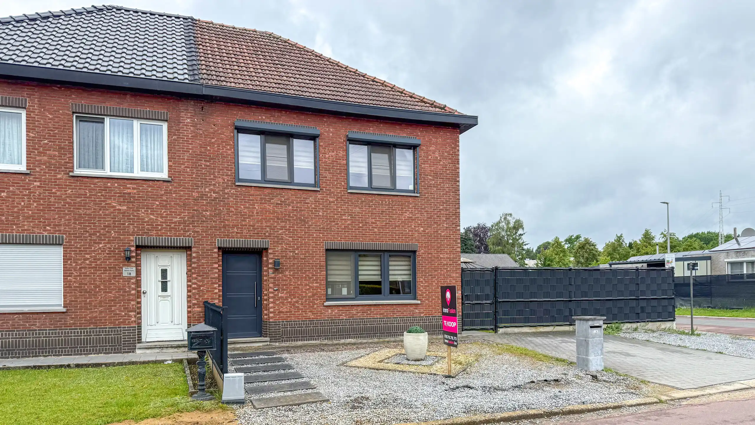 Halfopen woning met tuin en dubbele garage in H-Z! foto 37