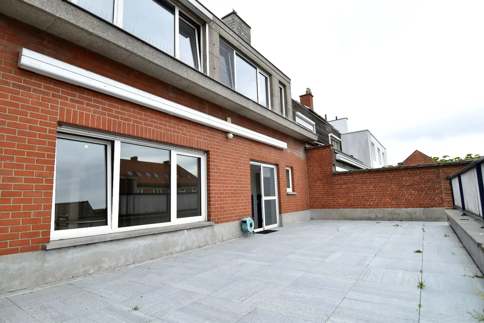 Ruim 3-slaapkamerappartement met zicht op de kerk te koop centrum Bellegem foto 12
