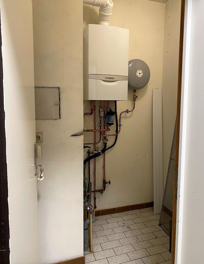 Vernieuwd appartement met 2 slaapkamers - centrum Tongeren  foto 17