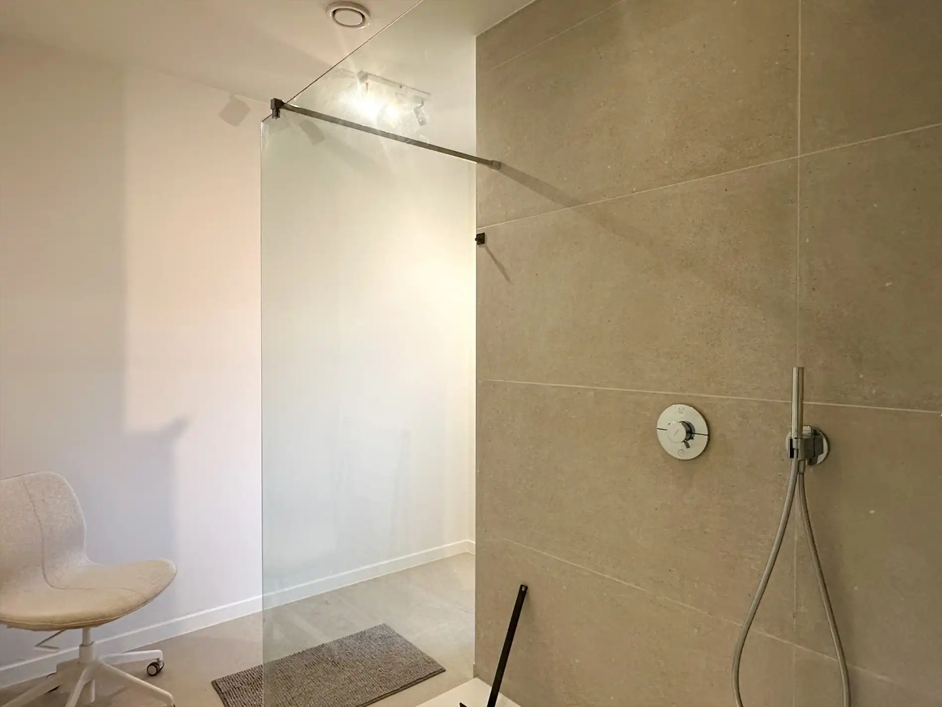 Luxueus nieuwbouwappartement met 2 slaapkamers op de Grote Markt in Sint-Niklaas foto 15