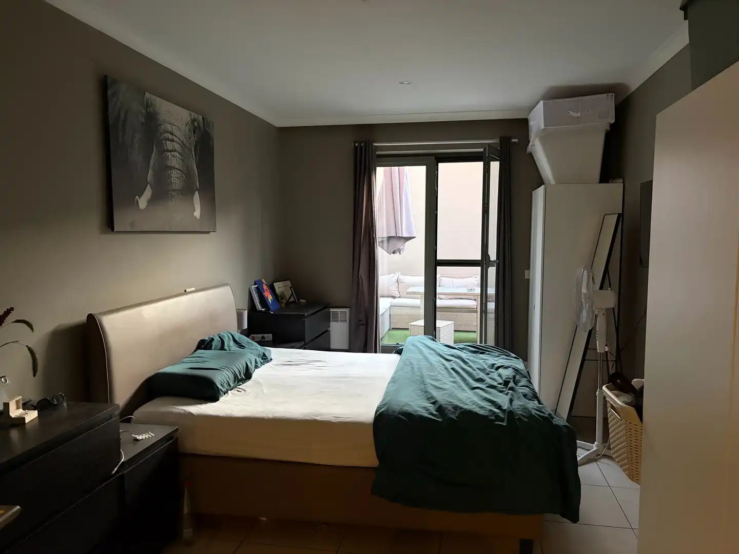 Appartement met 2 slaapkamers en terras vlak bij het Zuid foto 4