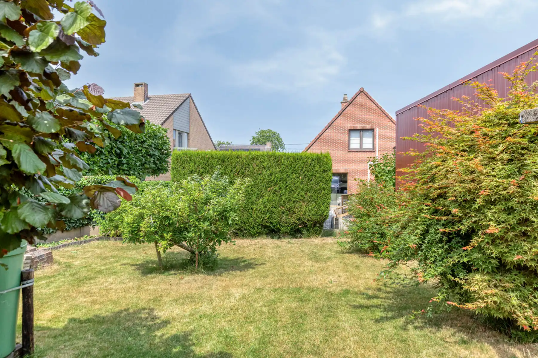Solide gezinswoning met klasse gevel op locatie in Baasrode.  foto 25