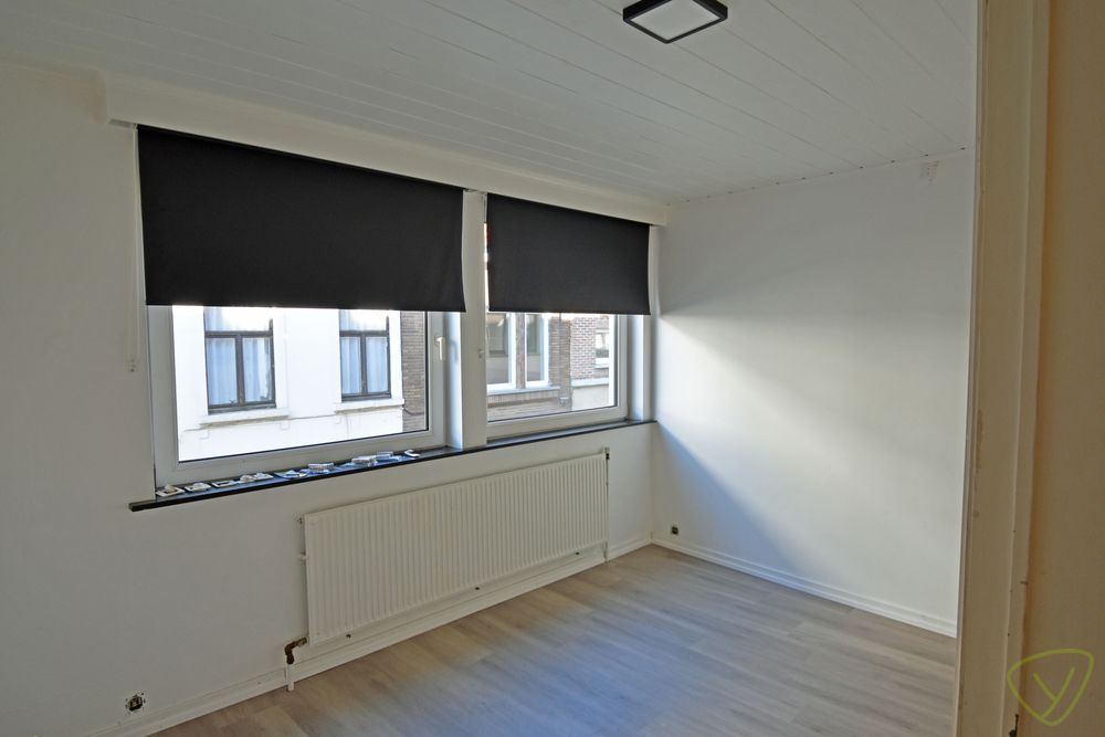 Ruim appartement gelegen nabij de Markt van Eeklo foto 13