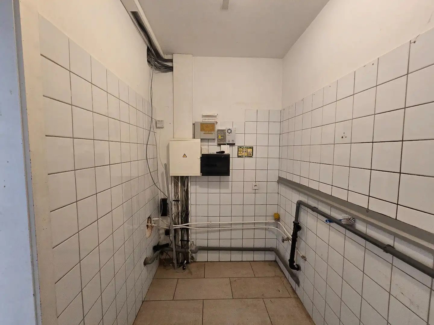 Commercieel gelegen handelspand van ca. 86 m² in het centrum van Hasselt. foto 9