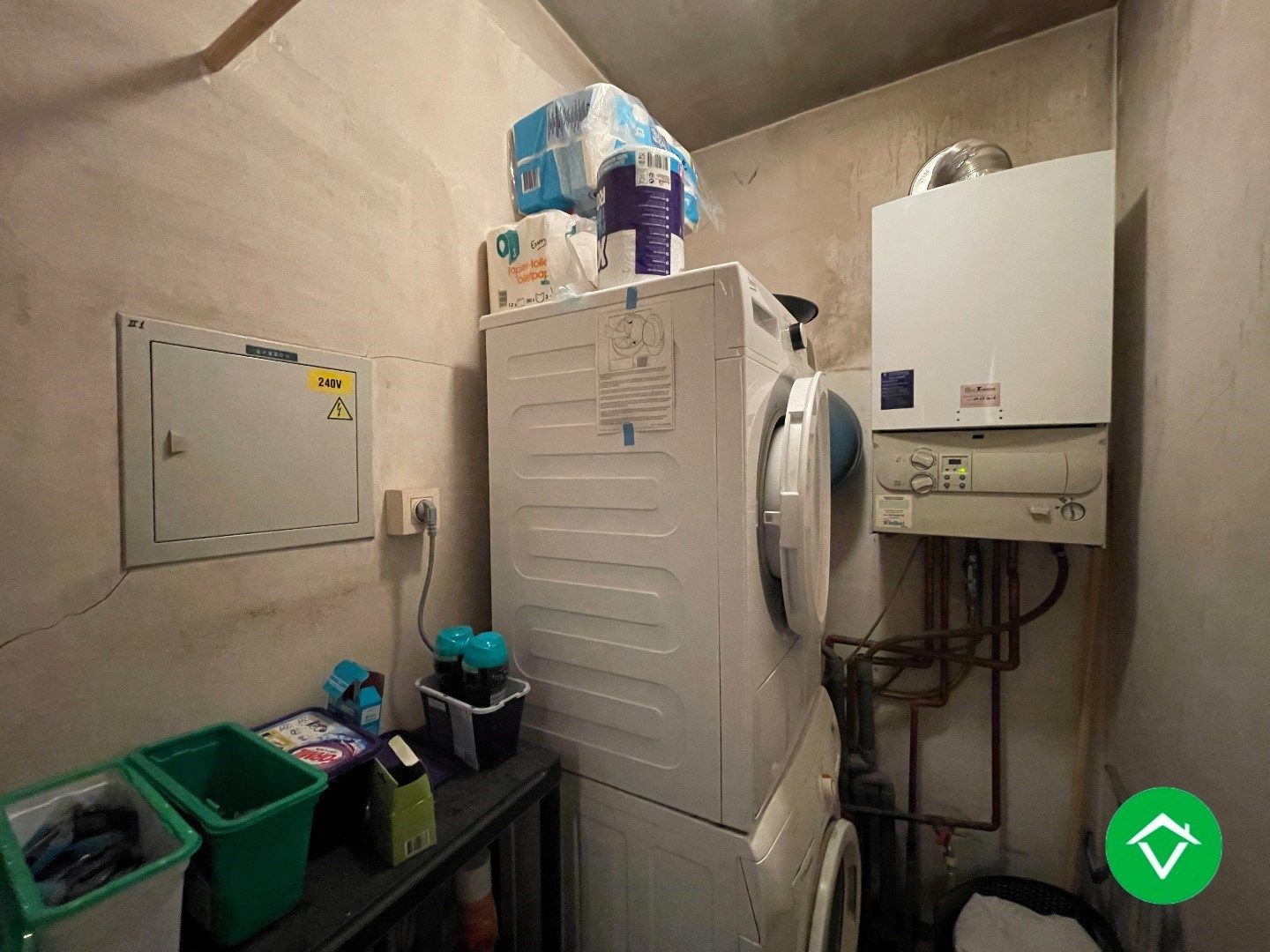 Instapklaar appartement met twee slaapkamers en garage te Roeselare foto 15