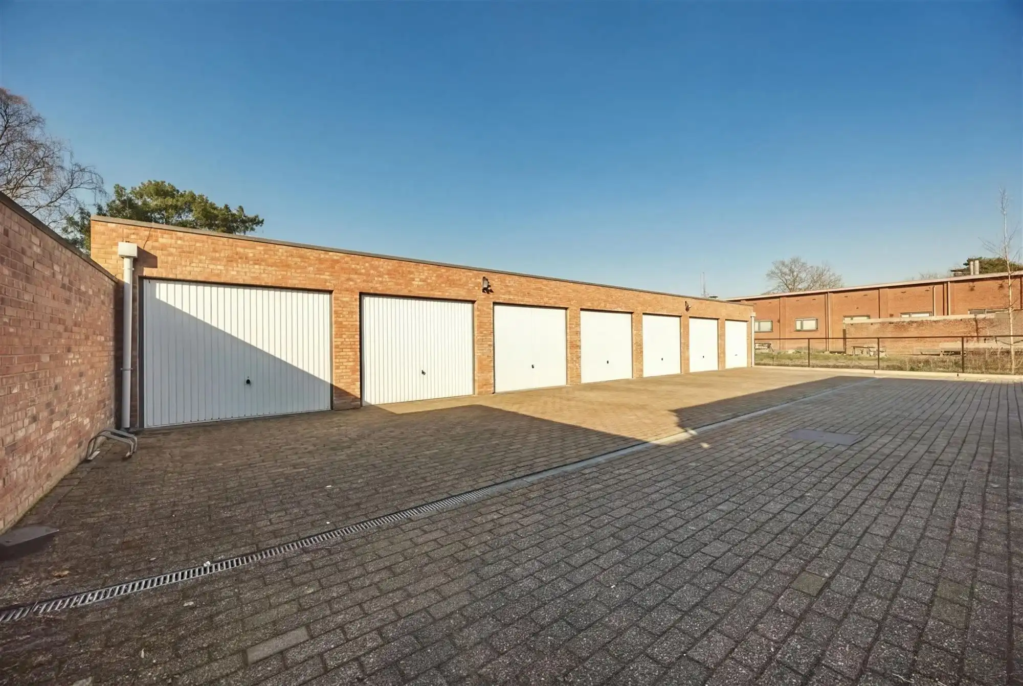 Duplexappartement met 2 slaapkamers en garagebox foto 12