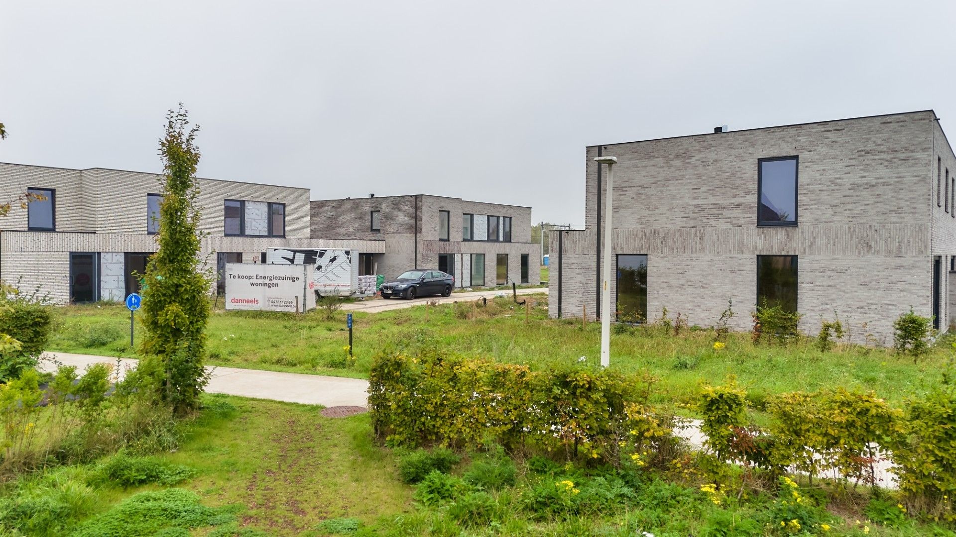 Moderne energiezuinige woning met 4 slpk’s en garage foto 4