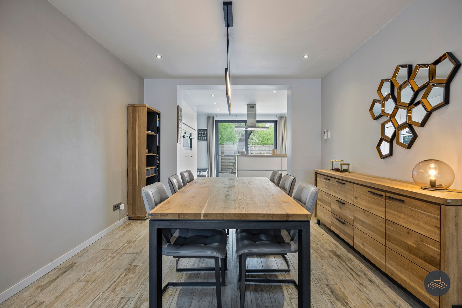 Instapklare, gerenoveerde woning met open karakter foto 5