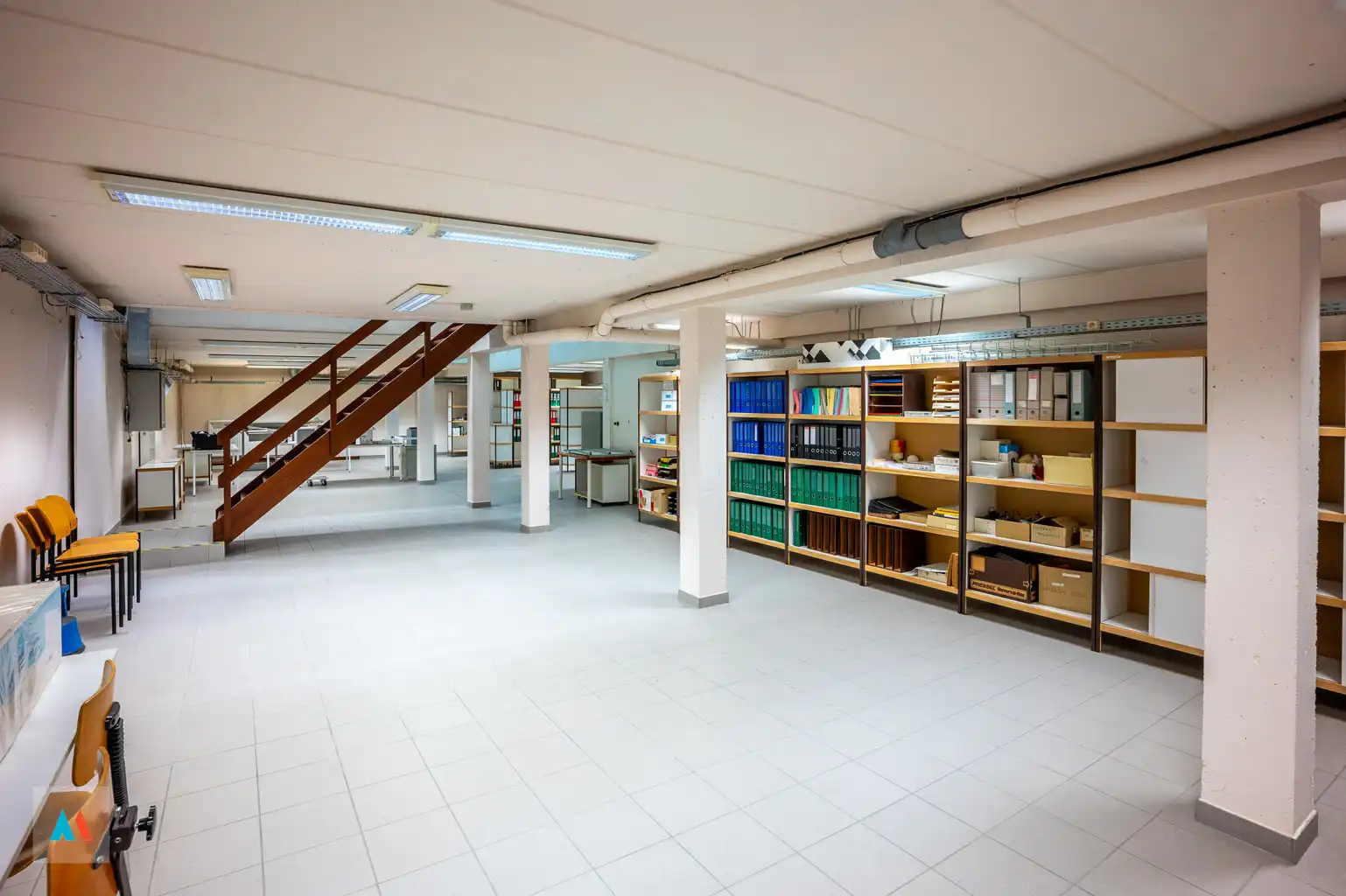 Professionele ruimte met potentieel foto 20