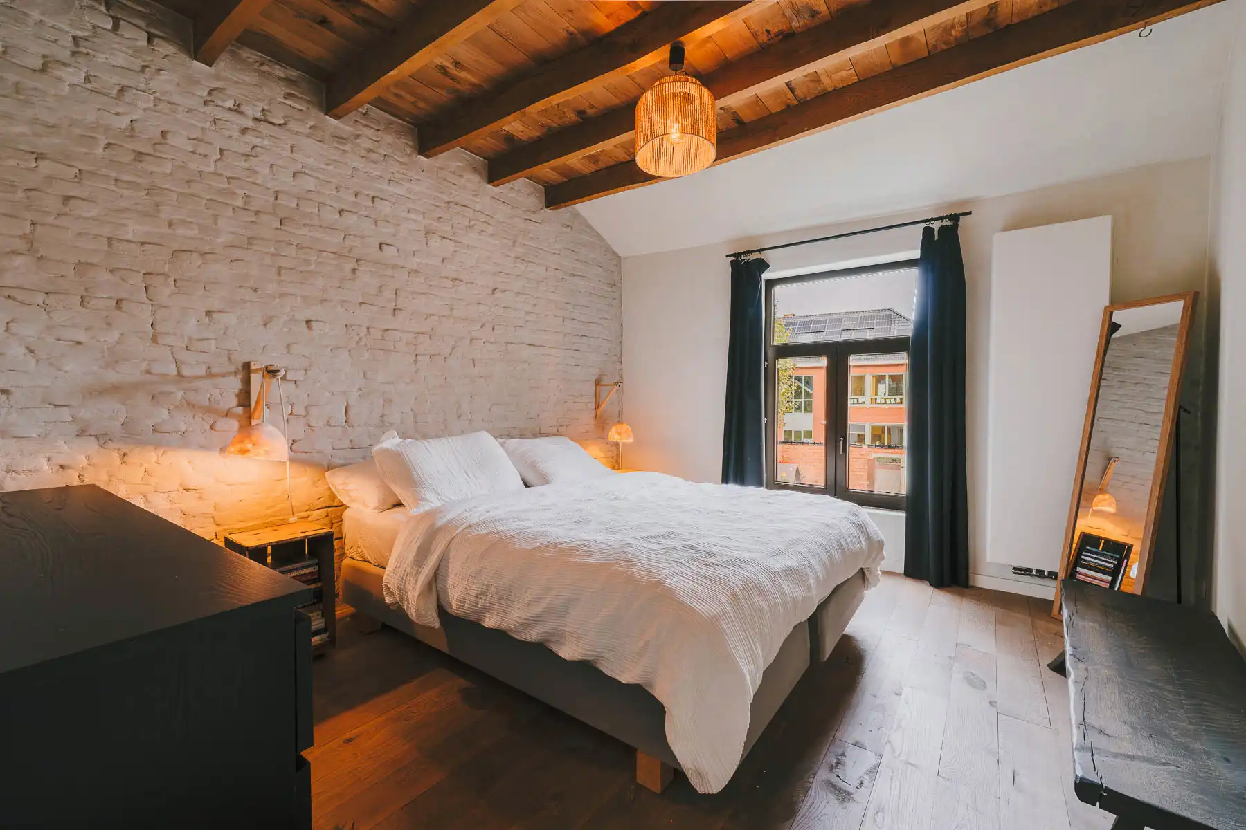 Prachtig gerenoveerde woning met 3 slaapkamers en stadstuin foto 22