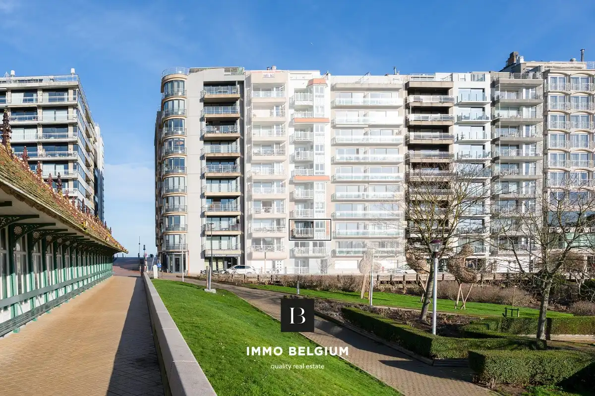 Prachtig appartement met ruim zonneterras aan de jachthaven foto {{pictureIndex}}