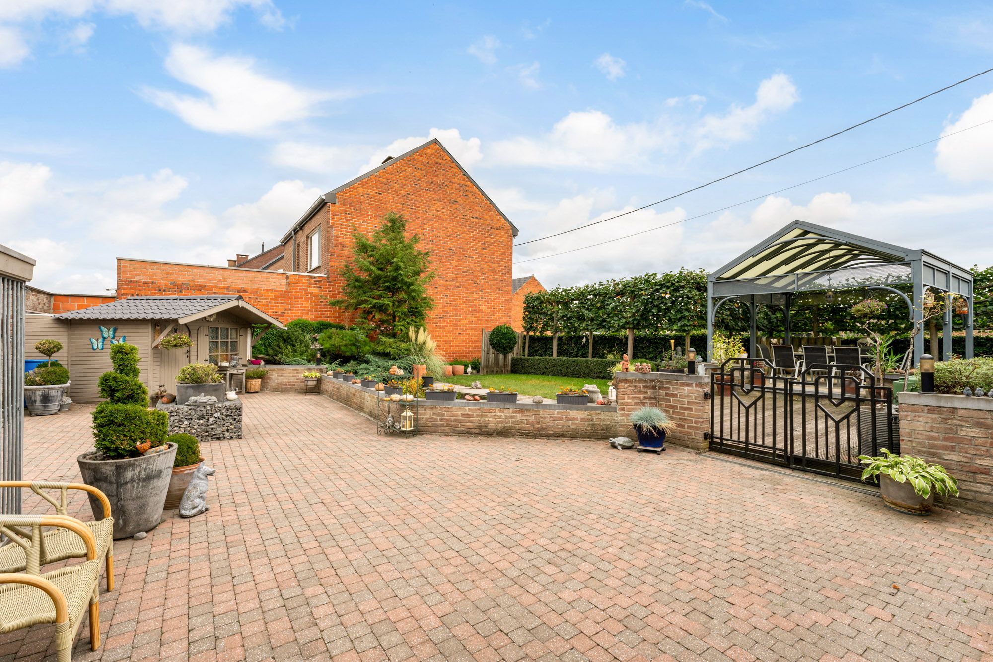 Ruime gezinswoning met knappe tuin en bouwgrondmogelijkheid in Vlijtingen! foto 26