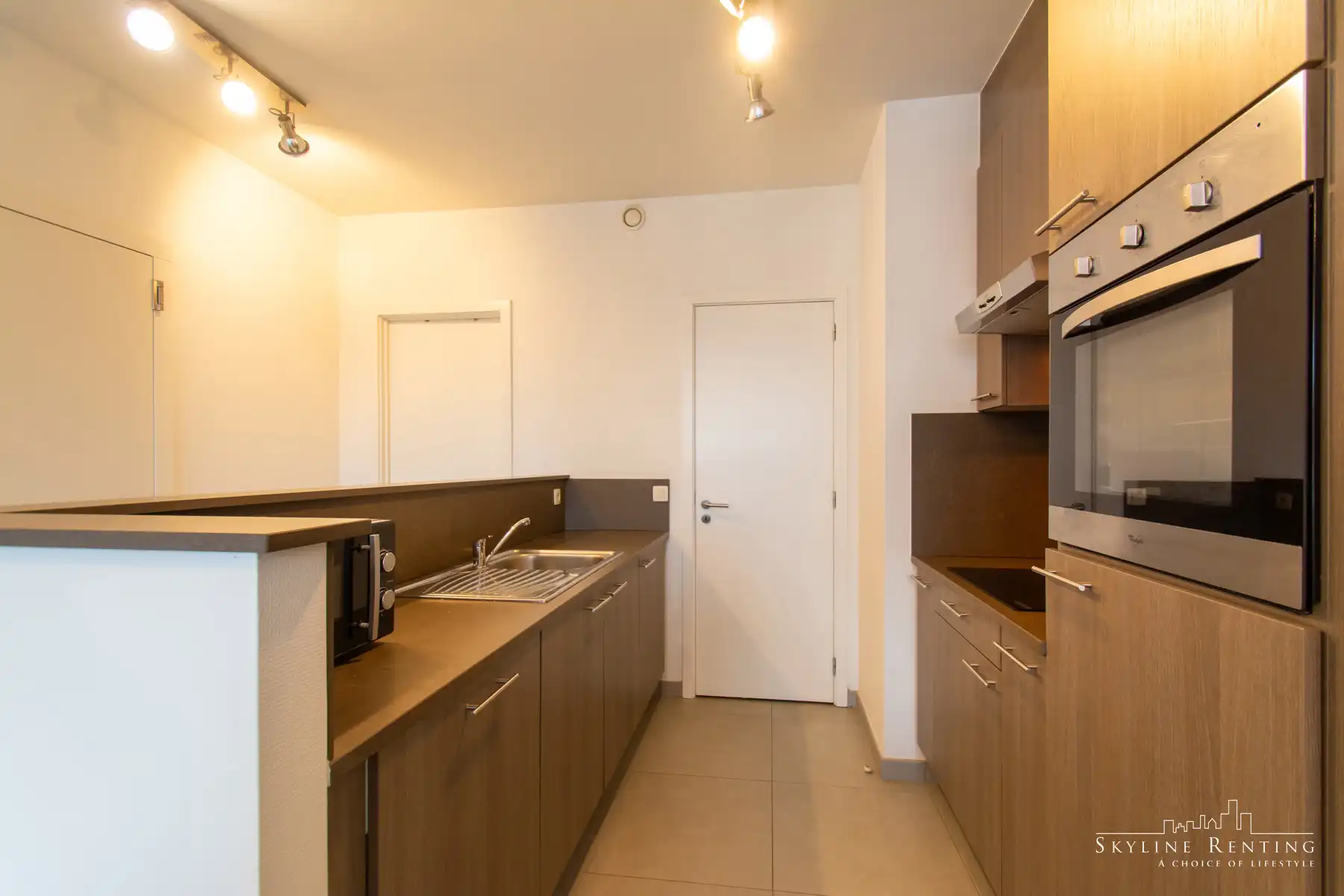 Gemeubeld appartement 1 kamer + terras (Kanaal van Brussel) foto 8